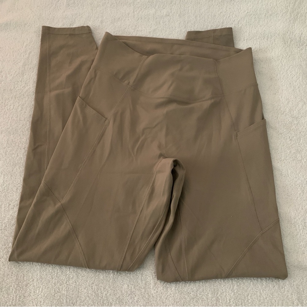 Women’s Medium GYMSHARK Whitney Simmons Everyday Pocket Leggings Cement Brown